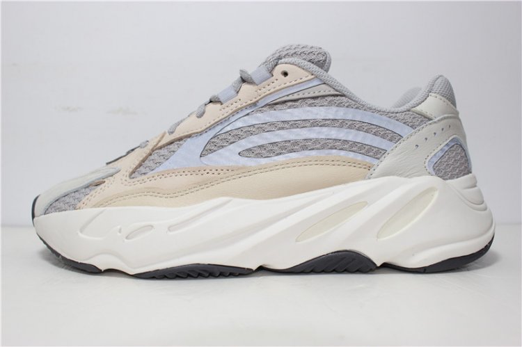 BASF YEEZY BOOST 700 V2 CREAM - Click Image to Close