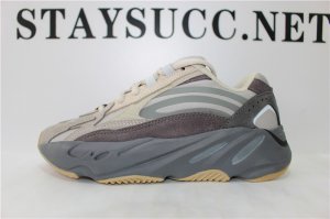 PK GOD YEEZY 700 V2 “TEPHRA”FU7914 RETAIL MATERIALS READY TO SHIP